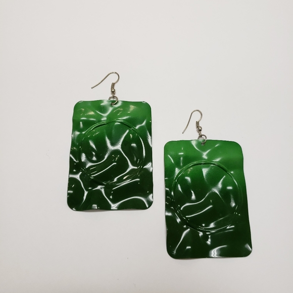 Green Lightweight Statement Earrings - Picture 1 of 1